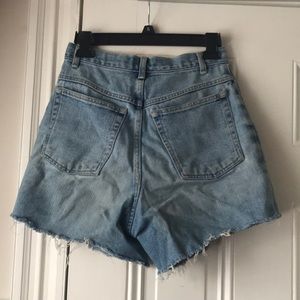 Vintage high waisted jean denim shorts